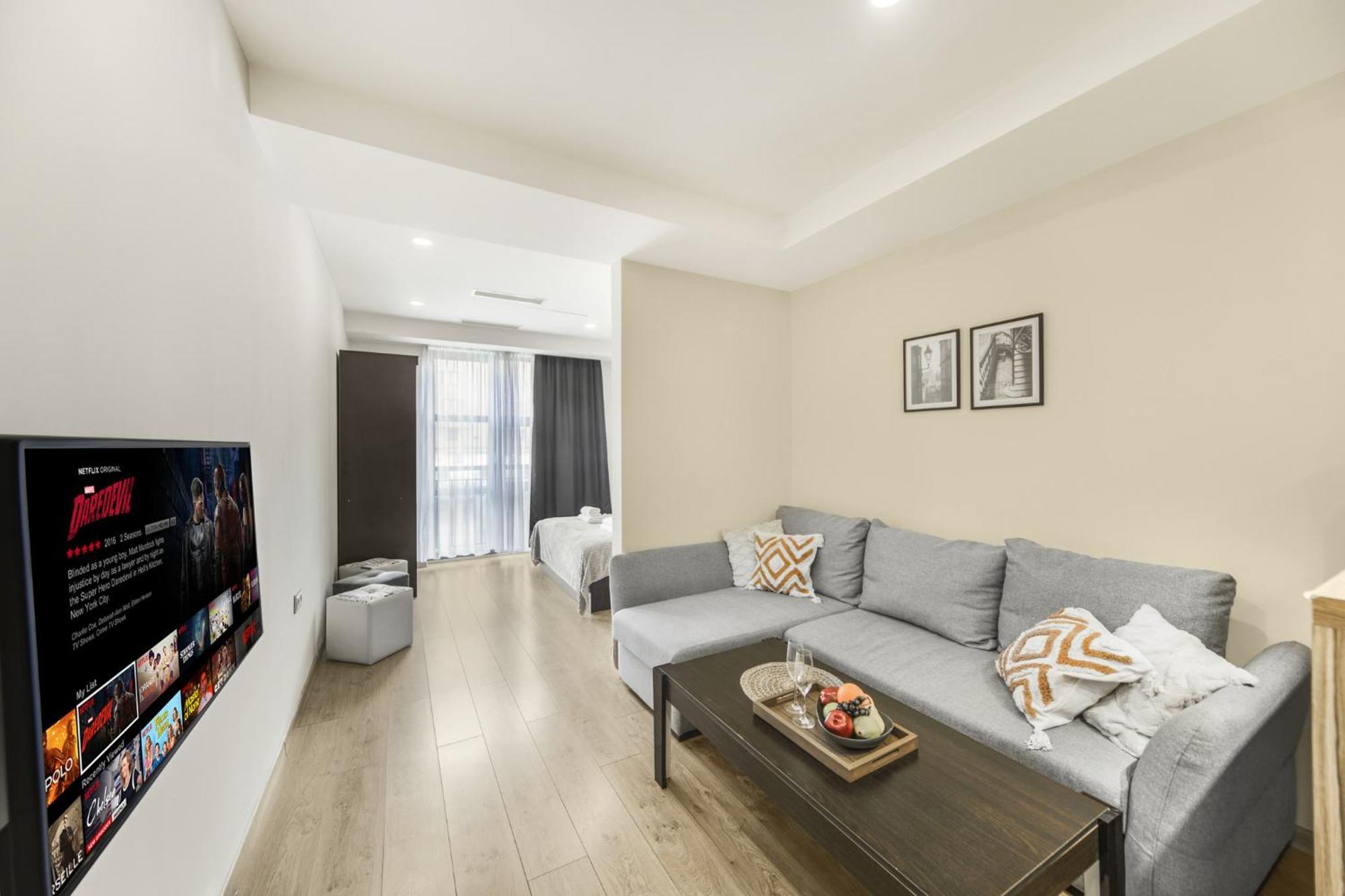 Fantastic Apartments Near Republic Square, Perfect Location, Mystreet Company Erivan Dış mekan fotoğraf